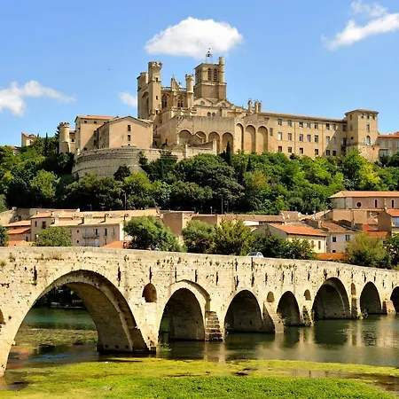 Apartment La Cle Des Champs: 3-star Tourist In Beziers
