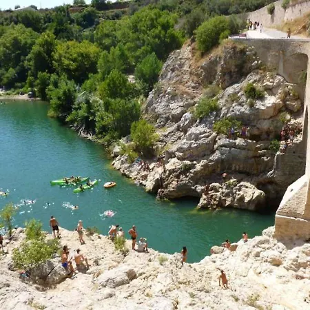 Apartment La Cle Des Champs: 3-star Tourist In Beziers